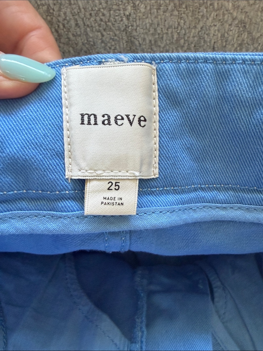 Maeve Wide-Leg Crop Jeans in Blue - Picture 5 of 6